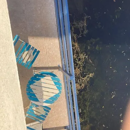 Pieds Dans L'aume - Right On The River Centre Of Town 別荘 Aigre